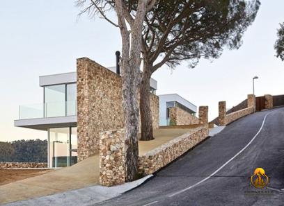 Introducing rock facade house + the best purchase price